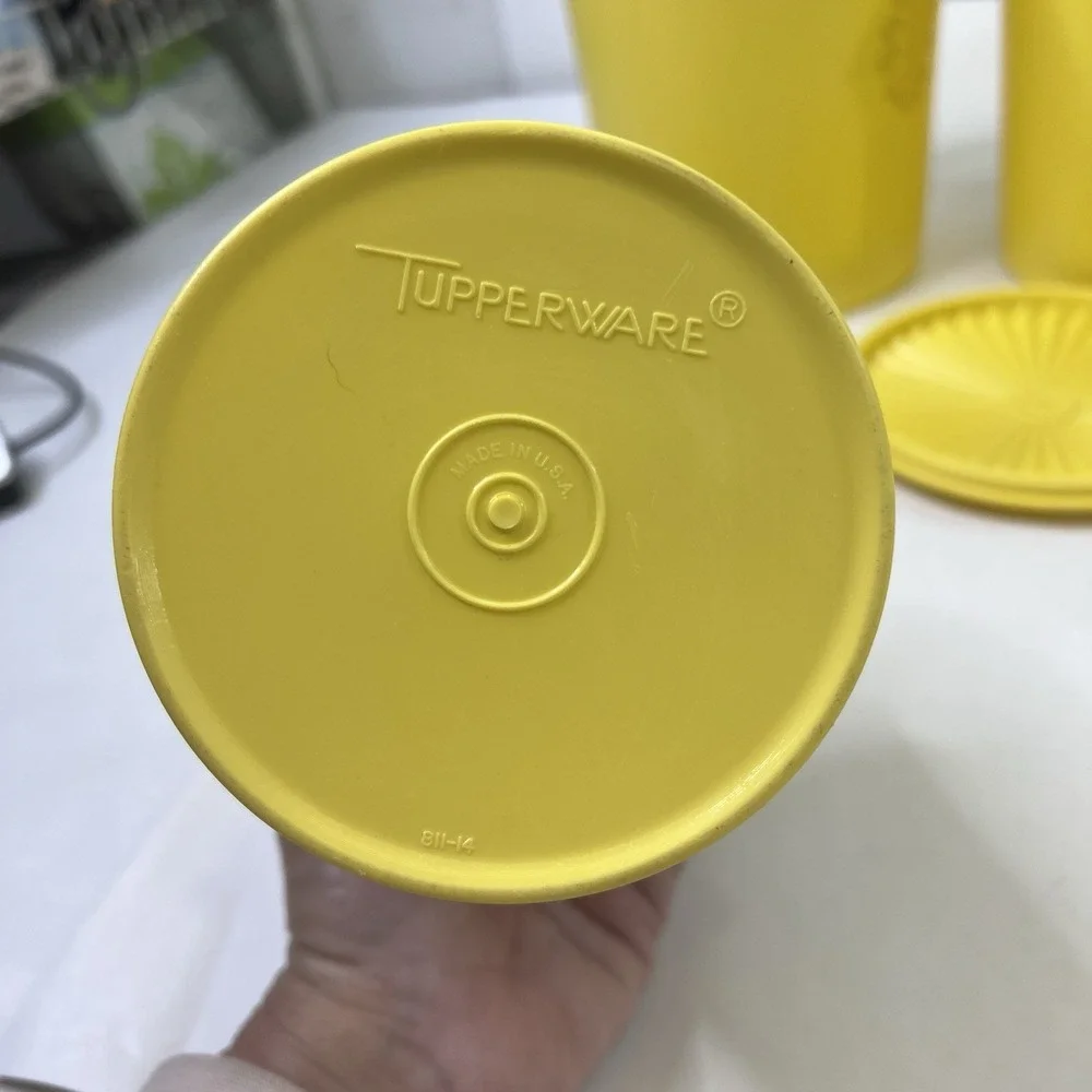 4 Piece Yellow Servalier Tupperware Nesting Canisters Set w Lids 805 807 809 811